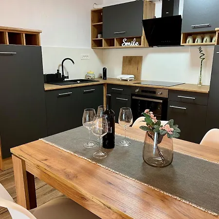 Zen Apartman Zgornje Škofije